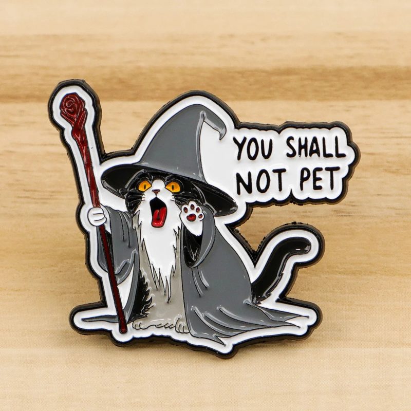 Cute Wizard Cat Enamel Pin – Funny Witch Badge